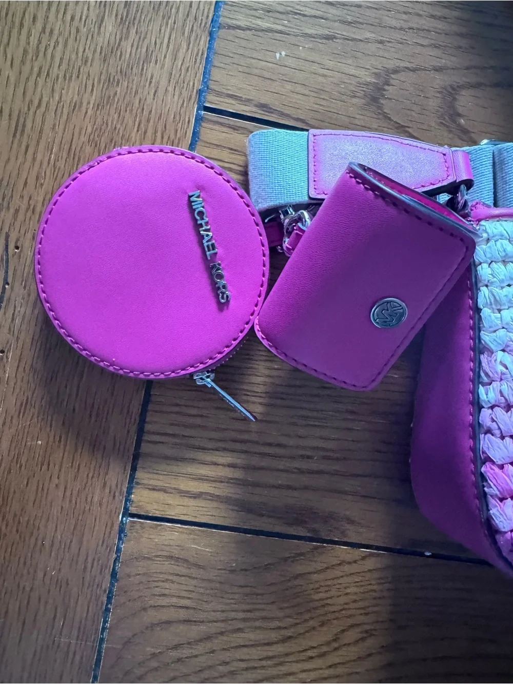 Michael Kors Like New Woven Ombre Pink Crossbody Bag - Picture 3 of 6